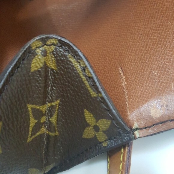 Authentic Louis Vuitton St Cloud GM - Picture 3 of 8